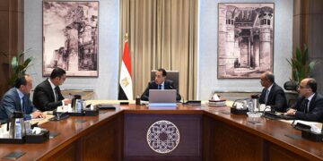 رئيس الوزراء: التوسع في مشروعات التحلية لتلبية احتياجات التنمية والإنتاج