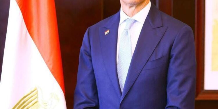 3 قرارات وزارية بفرض رسوم وقائية على واردات الصلب