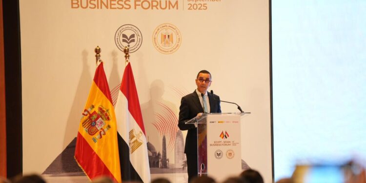 القاهرة تحتضن منتدى الأعمال المصري الإسباني.. ووزير الاستثمار:  يفتح آفاقًا جديدة للتعاون الاقتصادي بين البلدين