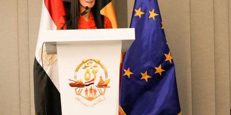 وزيرة التخطيط ضيف شرف احتفالية مكتب الدفاع بالسفارة المصرية ببروكسل بذكرى انتصارات أكتوبر