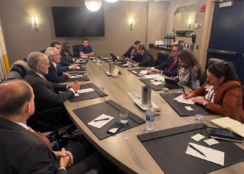 وزير الاستثمار يبحث مع مجموعة IIB Group Holdings فرص التعاون الاستثماري في القطاعات الاستراتيجية بمصر