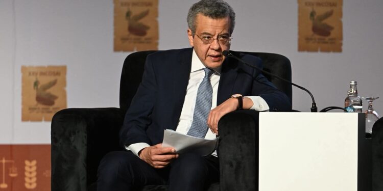 الأجهزة العليا للرقابة تستعرض دورها في مراجعة البنوك المركزية والأنشطة الحكومية خلال الأزمات المالية والاقتصادية