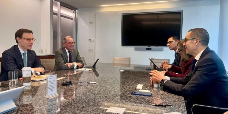 وزير الاستثمار يبحث مع شركة “Visa” العالمية التعاون في دعم التحول الرقمي ومنظومة المدفوعات الإلكترونية في مصر