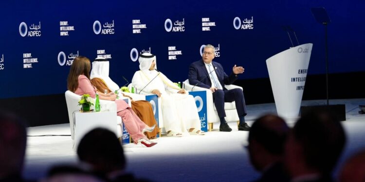 وزير البترول يُشارك كمتحدث رئيسي في افتتاح مؤتمر ومعرض أديبك 2025 بأبوظبي