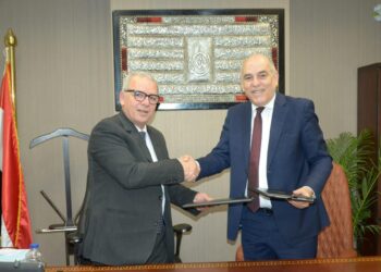 توقيع عقد تخصيص قطعة أرض بين هيئة المجتمعات العمرانية ونادي الصيد المصري لإقامة نادٍ رياضي اجتماعي متكامل بمشروع دار مصر – القرنفل بالتجمع الأول