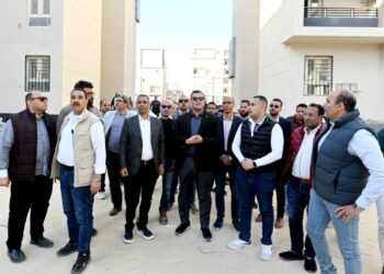 وزير الإسكان يتفقد مشروع “سكن لكل المصريين” والمدينة التراثية بالعلمين الجديدة