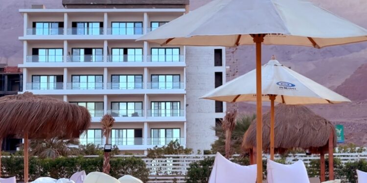 سكاي أبوظبي توقع اتفاقية مع شركة seven لتقديم حلول تمويلية مرنة للعملاء لتشطيب وحداتهم في مشروع ريزيدنس 8*