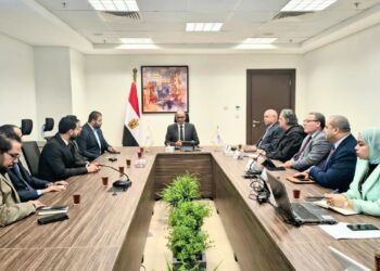 نائب وزير الإسكان يبحث التعاون مع شركة كورية متخصصة في تصنيع مكونات محطات تحلية المياه والصرف الصحي