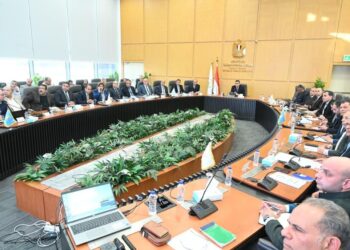 وزير الإسكان يتابع الموقف التنفيذي لمشروعات المبادرة الرئاسية “حياة كريمة” لتطوير قرى الريف المصري