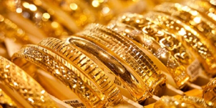 «آي صاغة»: الذهب يصعد محليًا وعالميًا بدعم تراجع الدولار وترقب بيانات الوظائف الأمريكية