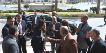 وزيرة الإسكان تصل إلى ديوان عام الوزارة عقب أداء اليمين الدستورية أمام فخامة السيد الرئيس