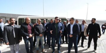 وزير الإسكان يتفقد مركز المؤتمرات والمعارض بالمدينة التراثية   و”سكن كل المصريين”  بالعلمين الجديدة