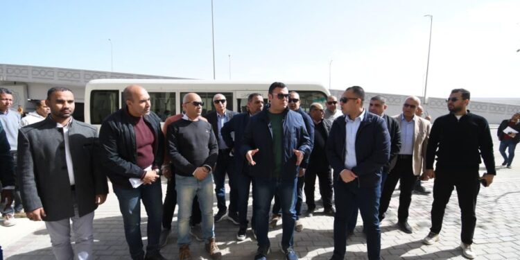 وزير الإسكان يتفقد مركز المؤتمرات والمعارض بالمدينة التراثية   و”سكن كل المصريين”  بالعلمين الجديدة
