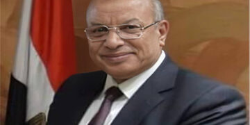 في إطار توجيهات وزارة الإسكان… رئيس مياه القاهرة يلتقي العاملين بالقطاعات التجارية للاستماع إلى مقترحات تطوير الخدمات