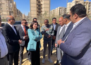 المهندسة راندة المنشاوي: المتابعة الميدانية مستمرة لضمان تحقيق الانضباط العام والحفاظ على الطابع العمراني المتميز للمدن الجديدة
