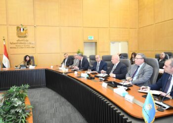 وزيرة الإسكان تترأس الاجتماع الدوري للجنة المرافق لمتابعة منظومة العمل بقطاعات مياه الشرب والصرف الصحي