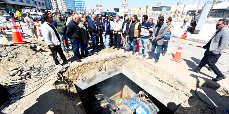 المهندسة راندة المنشاوي توجه بمتابعة عودة المياه للمواطنين تدريجيًا فور الانتهاء والتأكد من وصول الخدمة إلى جميع المناطق بالكفاءة المطلوبة