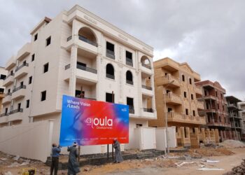 «الأولى للتطوير» تنهي 80% من مشروعاتها في منطقة بيت الوطن التكميلي.. وتخطط لبدء تسليمها خلال 2026