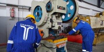 “السلمانية جروب” تعزز الصناعة الوطنية من خلال مصنعها “Titanium” للمعادن والكلادينج