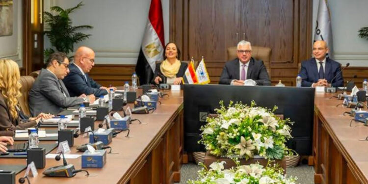 للتحول نحو الاقتصاد الأخضر.. إطلاق البرنامج الوطني للهيدروجين النظيف في مصر