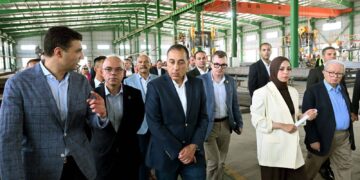 بالصور.. رئيس الوزراء يفتتح مصنع “شانغ يوان” للهياكل الفولاذية في السخنة الصناعية باستثمارات 3 ملايين دولار