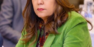 وزيرة التنمية المحلية والبيئة تتابع نتائج حملات “الحوكمة والمحال العامة” ببنها وكفر شكر