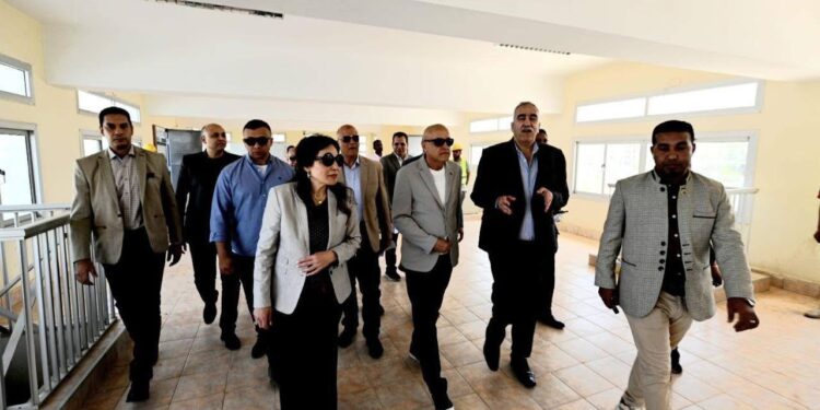 راندة المنشاوي: مشروعات مياه الشرب والصرف الصحي تأتي على رأس أولويات الدولة