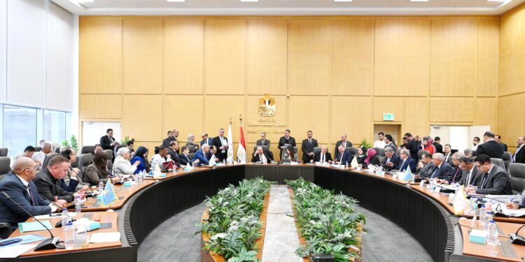 وزيرة الإسكان تبحث مع نواب البرلمان مطالب المواطنين ومناقشة أهم الملفات