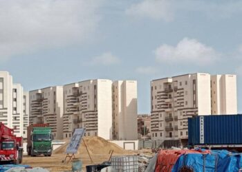 وزيرة الإسكان توجّه بسرعة الانتهاء من المشروعات السكنية بـ”حدائق أكتوبر”