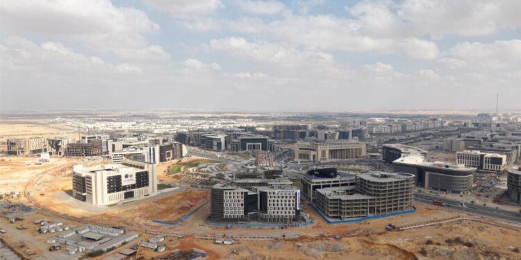 تحالف صناعي مشترك بين “السلمانية للاستثمار” و”زيروتك” لتوطين التكنولوجيا وبناء قاعدة صناعية متطورة في مصر