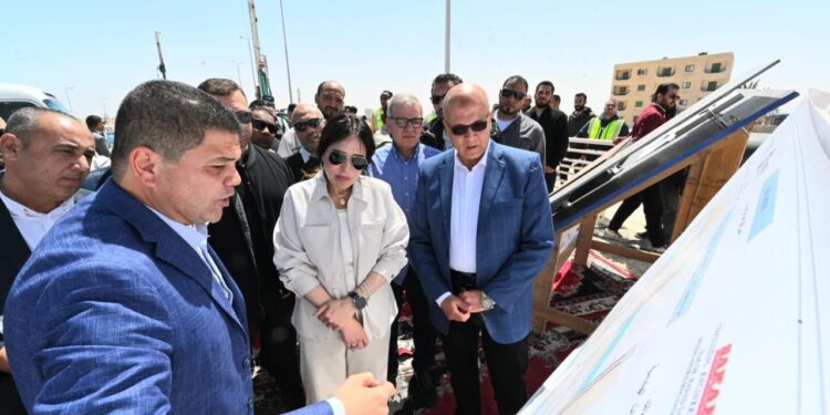 وزيرة الإسكان تتفقد مشروعات البحيرات الجنوبية “نيو مارينا” في الساحل الشمالي