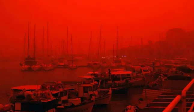 هل ستضرب “العاصفة الدموية” مصر.. الأرصاد تحسم الجدل