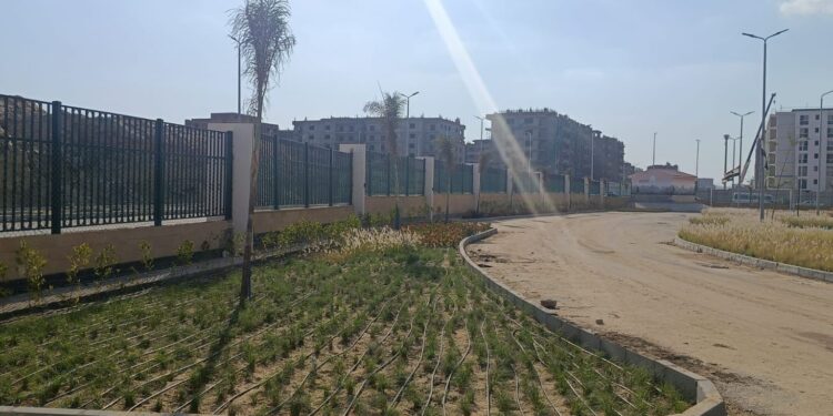 شركة «توريك» تعلن الانتهاء من أعمال السور والسياج الشجري في «بليس جيت» وبدء الإنترلوك
