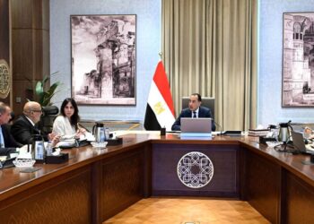 رئيس الوزراء يتابع إجراءات تنظيم السوق العقارية في مصر.. ويؤكد: ضرورة لحماية المستثمرين والمواطنين
