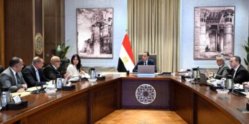 رئيس الوزراء يتابع إجراءات تنظيم السوق العقارية في مصر.. ويؤكد: ضرورة لحماية المستثمرين والمواطنين