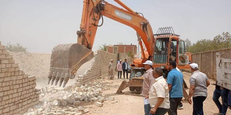 أجهزة المدن الجديدة تنفذ حملات مكبرة لإزالة التعديات ومخالفات البناء واسترداد الأراضي المخالفة