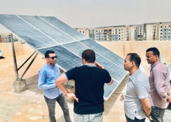 وزيرة الإسكان تتابع تنفيذ 37 محطة طاقة شمسية في مشروع «سكن لكل المصريين» بحدائق العاصمة
