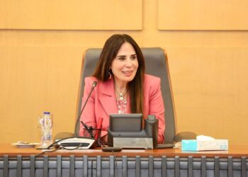 وزيرة الإسكان تعقد اجتماعها الدوري لمتابعة الموقف التنفيذي لمشروعات الإسكان بعدد من المدن الجديدة