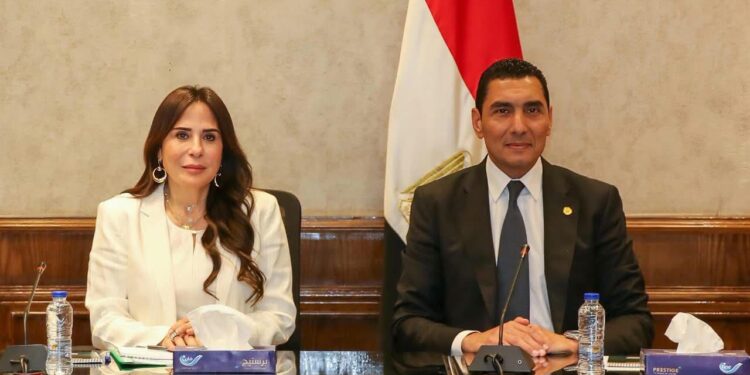 وزيرا الشباب والرياضة والإسكان يبحثان تعزيز الخدمات الرياضية ومنشآتها في المدن الجديدة