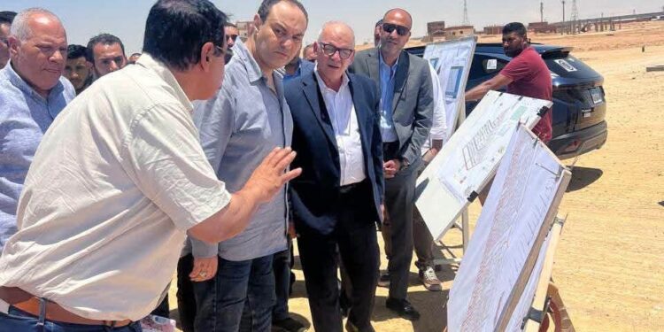 وزيرة الإسكان تتابع مستجدات ملف توفيق أوضاع الأراضي المضافة للمدن الجديدة