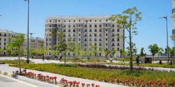 وزيرة الإسكان تشدد على ضرورة استمرار الجولات التفقدية بمواقع المشروعات في المدن الجديدة
