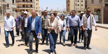 استجابة لشكاوى المواطنين.. وزيرة الإسكان تتوجه إلى الحي المتميز بمدينة بدر لمتابعة المطالب المطروحة