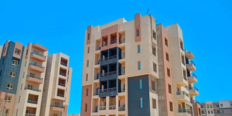 وزيرة الإسكان تتابع معدلات تنفيذ “ديارنا” بعددٍ من المدن الجديدة.. وتوجه بضرورة تسليم الوحدات في مواعيدها