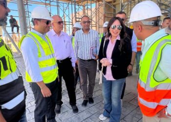 وزيرة الإسكان تتفقد مشروع تطوير منطقة “علم الروم” باستثمارات 3.5 مليار دولار