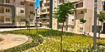 وزيرة الإسكان تتابع موقف تنفيذ المشروعات وملفات العمل بمدينتي حدائق أكتوبر و٦ أكتوبر الجديدة