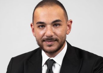 الرئيس التنفيذي ل LARZ Developments: المصداقية والالتزام ركائز أساسية لبناء منظومة عقارية تواكب متغيرات المستقبل