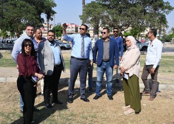 وزيرة الإسكان تتابع موقف تنفيذ عدد من المشروعات وملفات العمل بمدينتي العاشر من رمضان وحدائق العاشر من رمضان