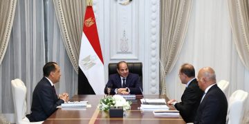 توجيه رئاسي بتشكيل لجنة لتفقد الشواطئ وضمان حرية نفاذ المواطنين إليها.. تفاصيل