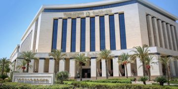 وزيرة الإسكان تصدر قرارات إزالة مخالفات بناء بالساحل الشمالي الغربي ومدينة السادات