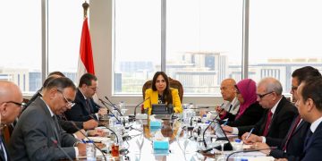 أصدرت حزمة من التوجيهات.. وزيرة الإسكان تتابع مع نواب رئيس هيئة المجتمعات العمرانية ملفات العمل وأولويات المرحلة المقبلة